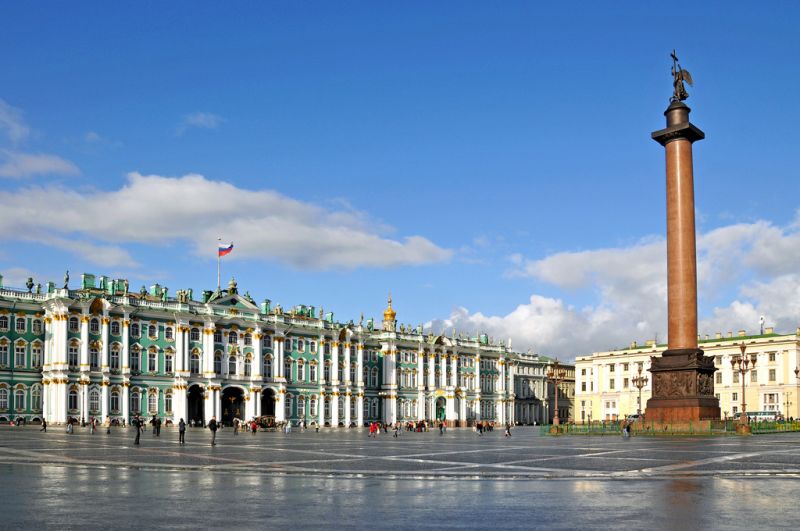 Localizado em São Petersburgo, na Rússia, o Museu Hermitage é um dos maiores expositores de arte do mundo
