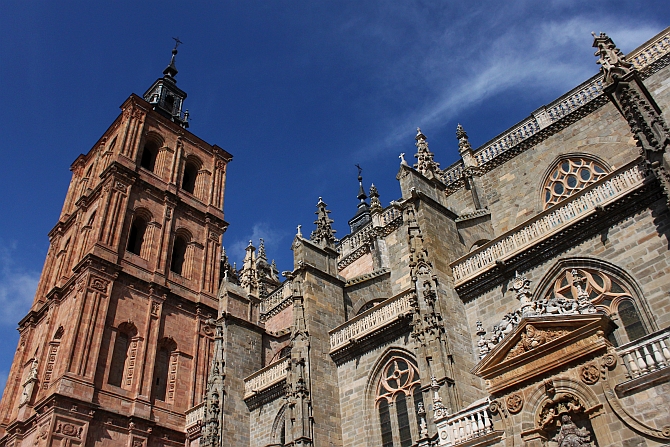 Roteiro pelo norte da Espanha – Gaudí, Compostela e mais