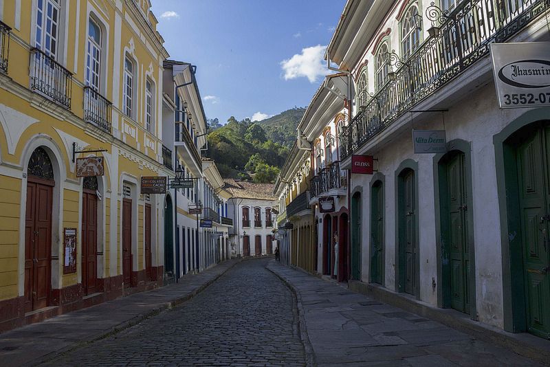 Ouro Preto, em Minas Gerais, é uma cidade históricas e charmosa. Artesanato, minas de ouro desativadas e boa gastronomia são convite ao local
