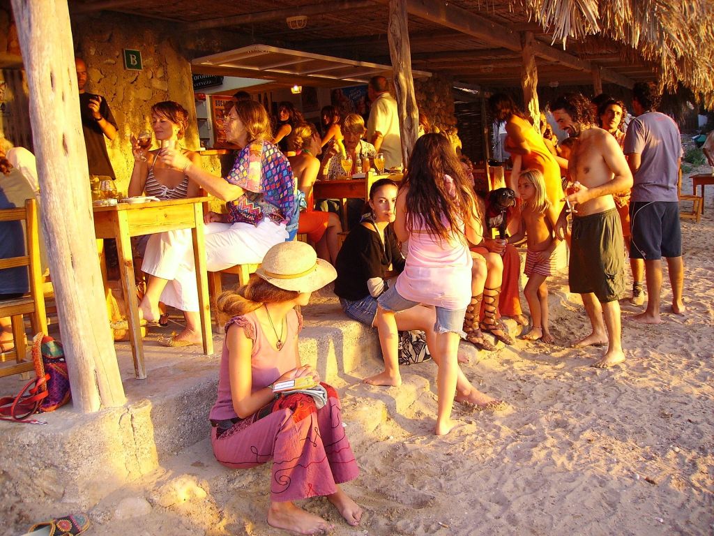 Férias em Ibiza: passeio de barco, festas e gastronomia