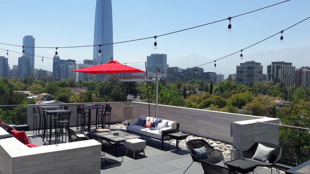 Hotel terá festa em rooftop para o Réveillon em Santiago