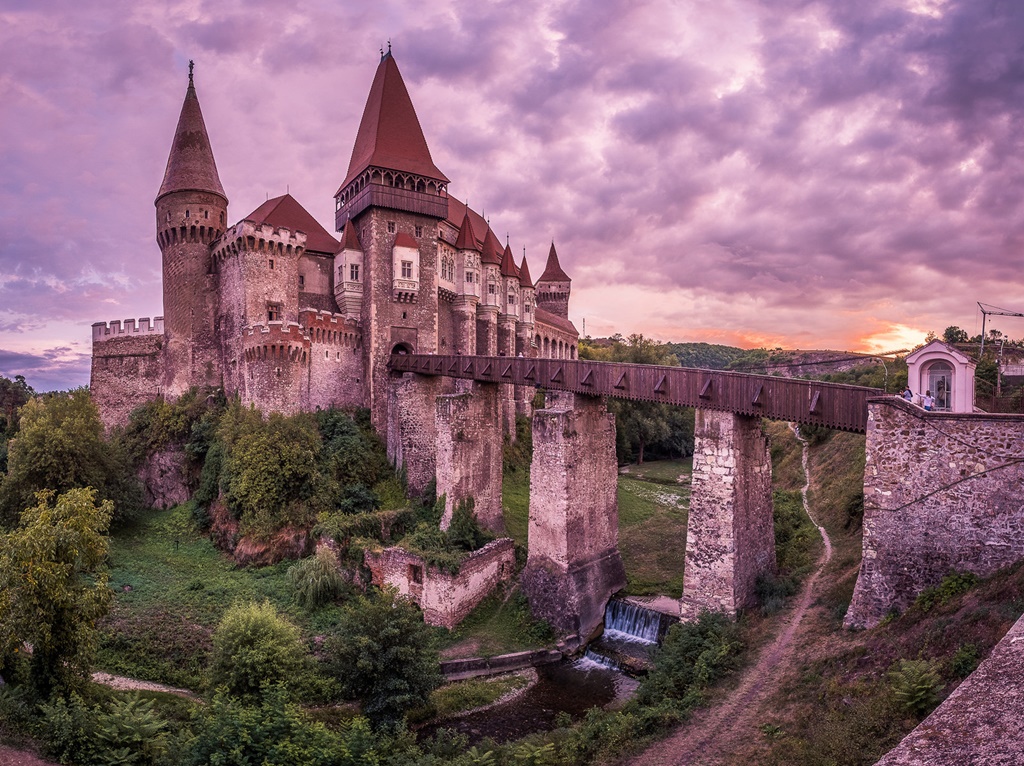 Palácios mais lindos do mundo: Castelo de Corvin, Hunedoara, Romênia