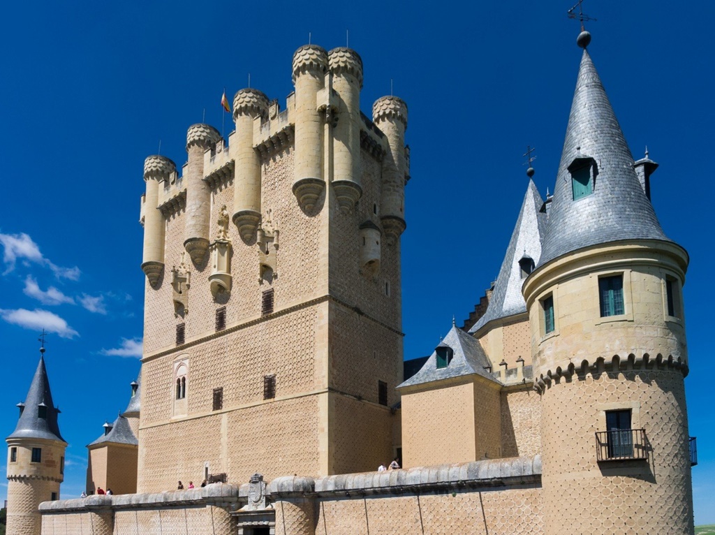 Palácios mais lindos do mundo: Alcázar de Segóvia, Espanha 
