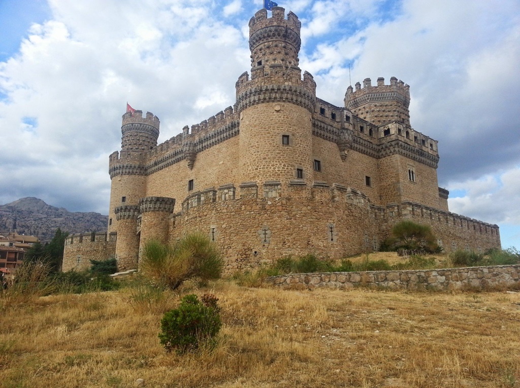 Palácios mais lindos do mundo: Castelo Novo de Manzanares El Real, Madri, Espanha