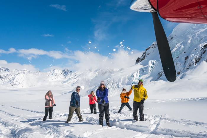 Flightseeing tour to Ruth Glacier on Denali
