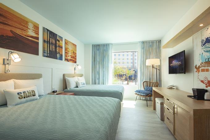Loews Hotels
Endless Summer Resort
Architecture 
Hotel Rooms
Standard Room
Two Room Suites