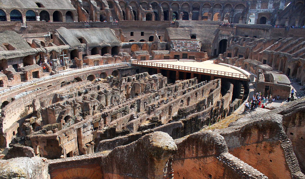Piso da arena do Coliseu de Roma deve ser reconstruído até 2023