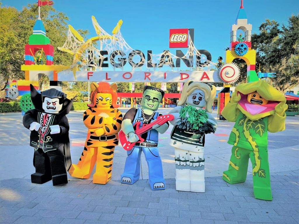 Conheça as novidades de Halloween no Legoland Florida Resort